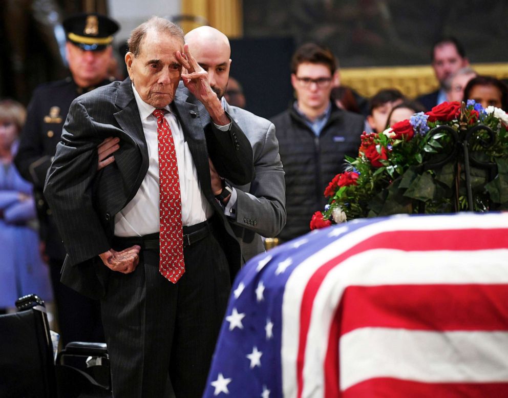 bob-dole-us-jpo-181204_hpEmbed_1_14x11_992
